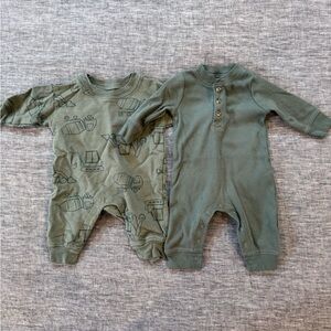 Carter’s long sleeve green rompers